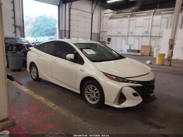 2019 TOYOTA PRIUS PRIME JTDKARFP1K3110748