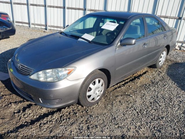 2005 TOYOTA CAMRY 4T1BE32KX5U523368 Photo 1