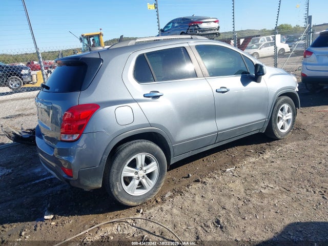 2019 CHEVROLET TRAX KL7CJLSB5KB928837 Photo 3