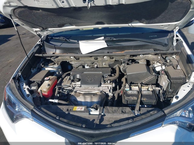 JTMWFREV5HJ143436 Toyota Rav4 Xle