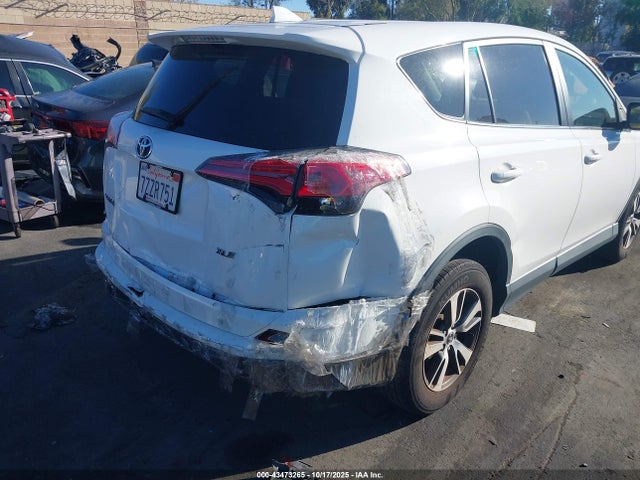 JTMWFREV5HJ143436 Toyota Rav4 Xle