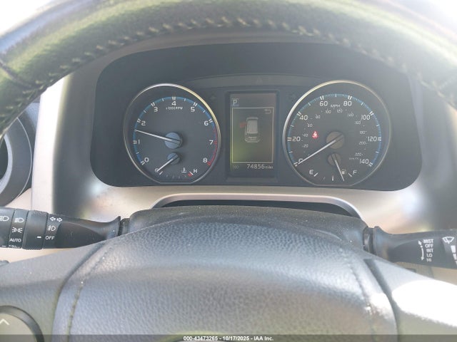 JTMWFREV5HJ143436 Toyota Rav4 Xle