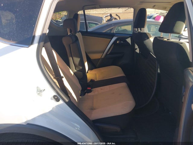JTMWFREV5HJ143436 Toyota Rav4 Xle