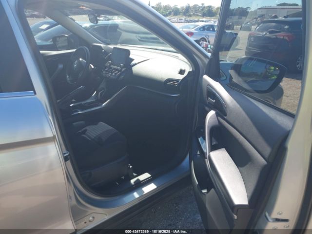 2022 MITSUBISHI ECLIPSE CROSS JA4ATVAA8NZ029548 Photo 4