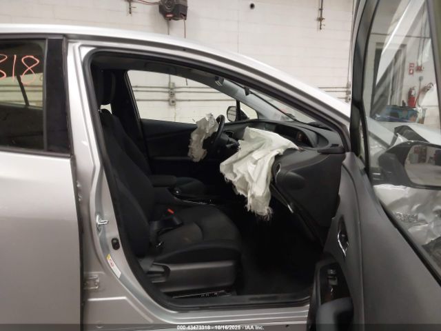 2019 TOYOTA PRIUS PRIME JTDKARFP2K3109754 Photo 4