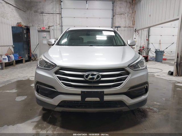 5XYZT3LB8HG496832 Hyundai Santa Fe Sport 2.4l