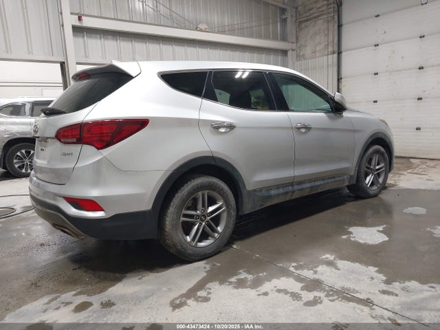 5XYZT3LB8HG496832 Hyundai Santa Fe Sport 2.4l