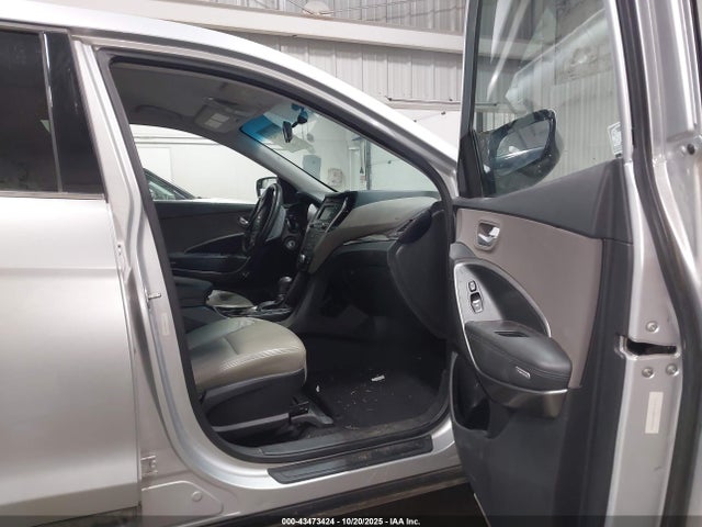 5XYZT3LB8HG496832 Hyundai Santa Fe Sport 2.4l