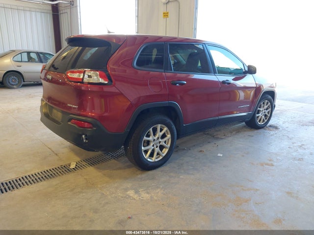 1C4PJLAB8GW172880 Jeep Cherokee Sport