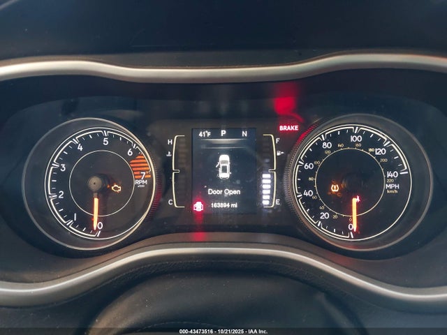 1C4PJLAB8GW172880 Jeep Cherokee Sport