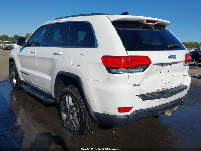 2018 Jeep Grand Cherokee Laredo E 4x2 მანქანა იყიდება აუქციონზე, vin: 1C4RJEAG3JC238874, აუქციონის ნომერი: 43473612