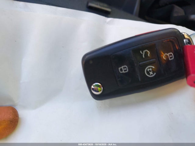 2021 VOLKSWAGEN PASSAT 1VWSA7A35MCO11181 Photo 10