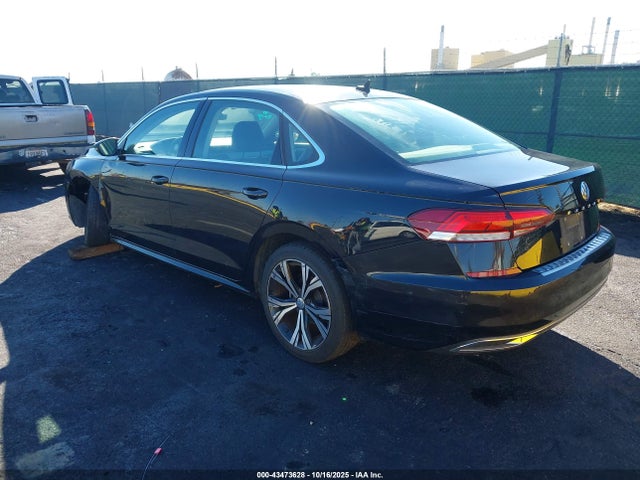 2021 VOLKSWAGEN PASSAT 1VWSA7A35MCO11181 Photo 2