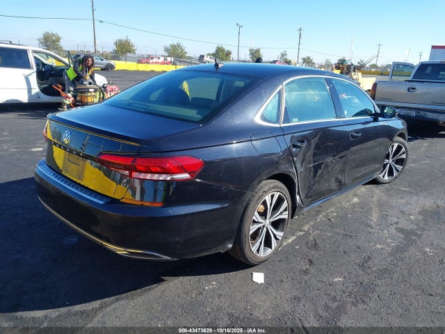 2021 VOLKSWAGEN PASSAT 1VWSA7A35MCO11181 Photo 3