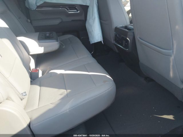2024 CHEVROLET SILVERADO 1500 2GCUDGED0R1238149 Photo 7