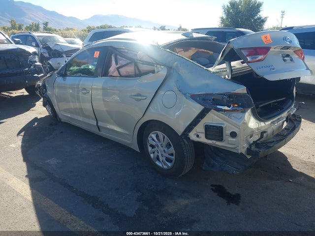Hyundai ELANTRA SE 2017 KMHD74LF3HU357371 Image 3