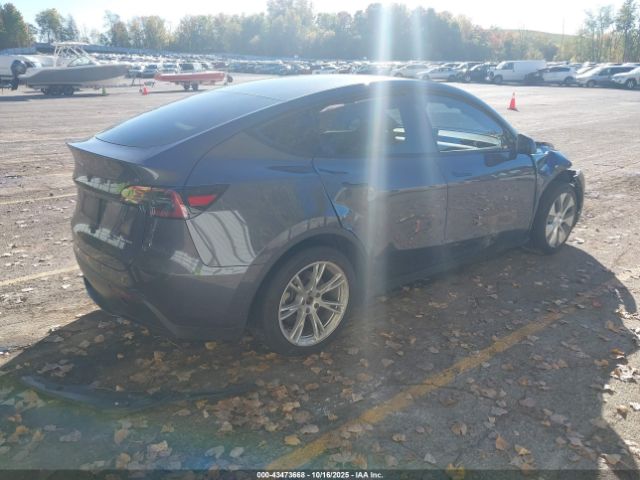 2023 TESLA MODEL Y 7SAYGAEE3PF900074 Photo 3