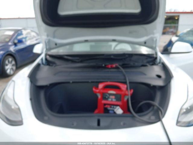 2023 TESLA MODEL Y 7SAYGDEE0PF863048 Photo 9