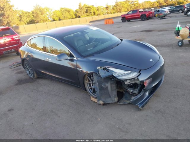 2018 TESLA MODEL 3 5YJ3E1EA4JF002844 Photo 0