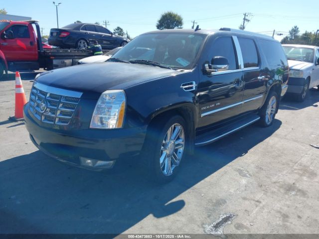 2010 CADILLAC ESCALADE ESV 1GYUKHEF3AR183697 Photo 1
