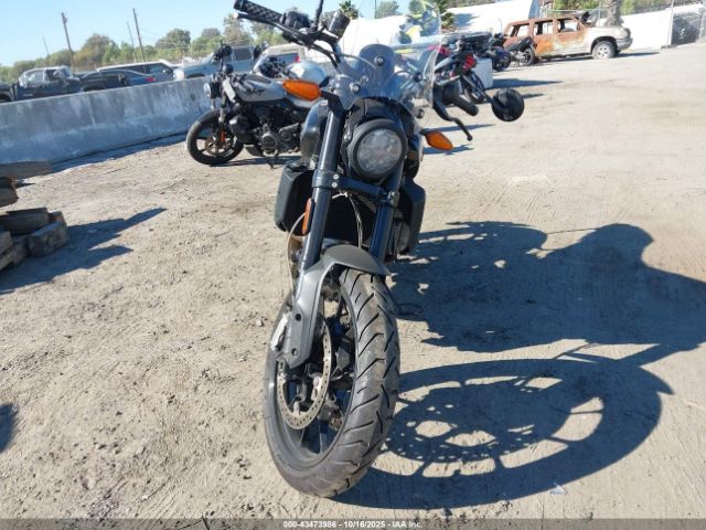 2019 INDIAN MOTORCYCLE CO. FTR 56KRTA225K3150894 Photo 4