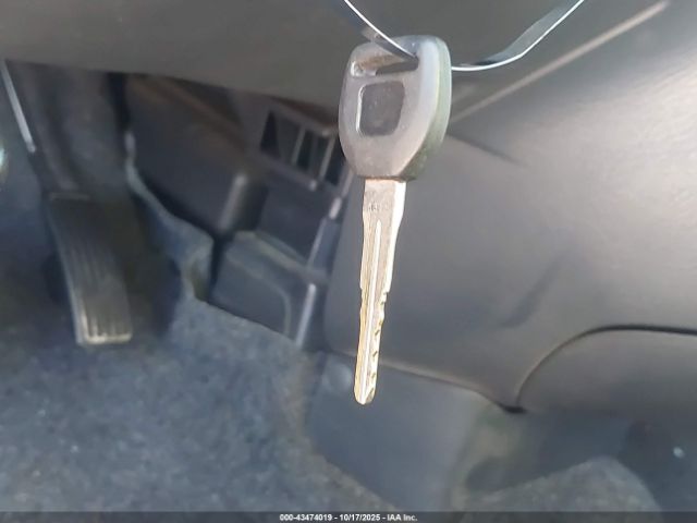 1999 HONDA CR-V JHLRD1864XC032617 Photo 10