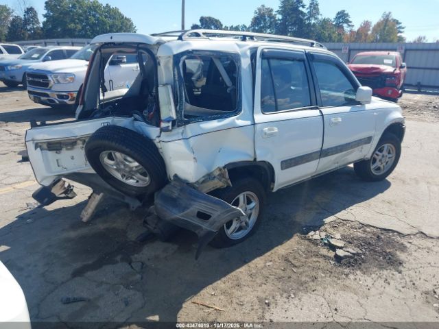 1999 HONDA CR-V JHLRD1864XC032617 Photo 3