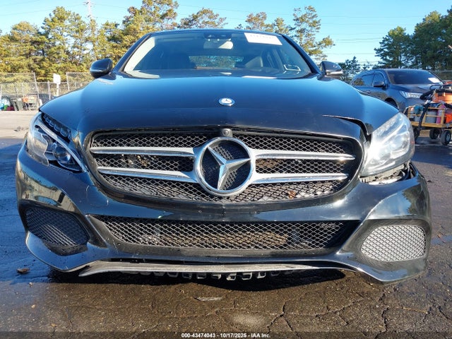 Продажа на аукционе авто 2015 Mercedes-benz C 300 4matic, vin: 55SWF4KBXFU064635, номер лота: 43474043
