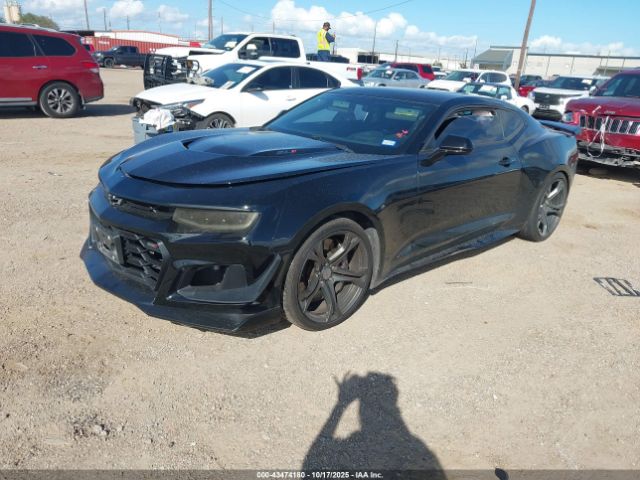 2017 CHEVROLET CAMARO 1G1FJ1R65H0160660 Photo 1