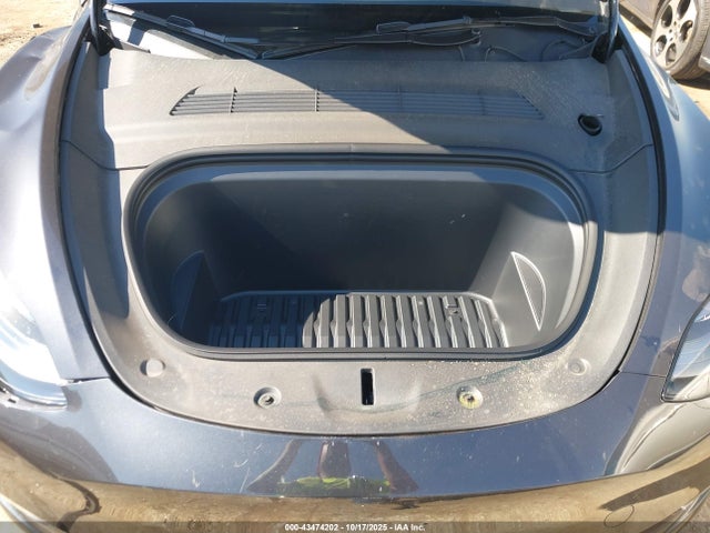 2025 TESLA MODEL Y 7SAYGDEE9SF248703 Photo 9