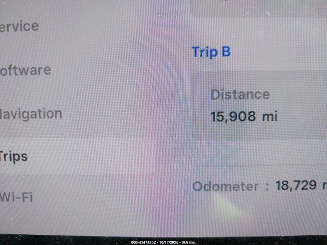 2025 TESLA MODEL Y 7SAYGDEE9SF248703 Photo 6