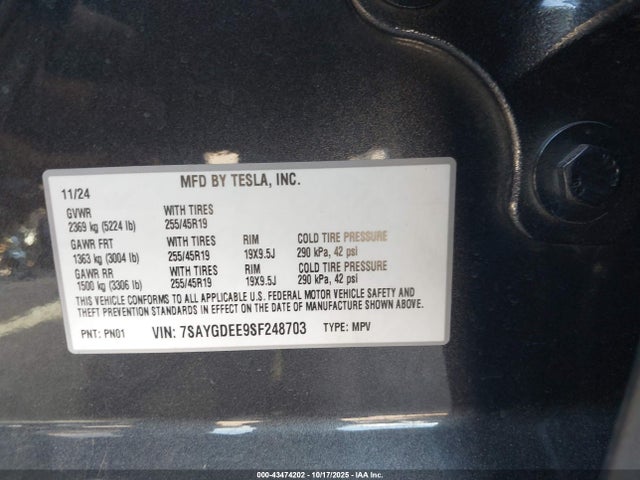 2025 TESLA MODEL Y 7SAYGDEE9SF248703 Photo 8