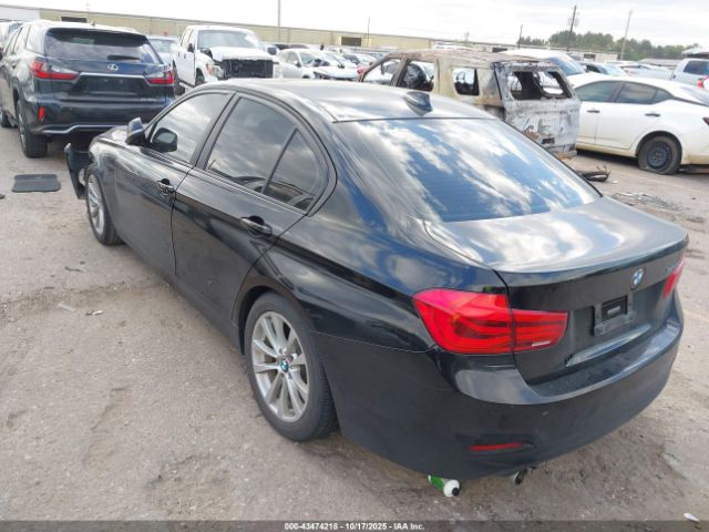 2018 BMW 320I WBA8E1G55JNU91713 Photo 2