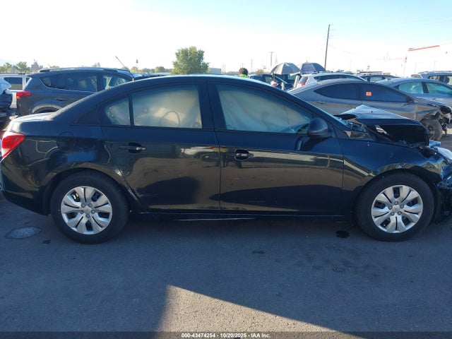 43474254 :رقم المزاد ، 1G1PA5SHXF7146636 vin ، 2015 Chevrolet Cruze Ls Auto مزاد بيع