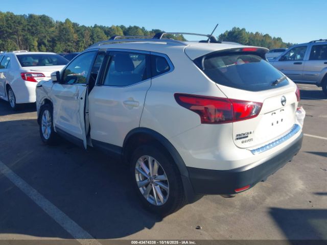 2017 NISSAN ROGUE SPORT JN1BJ1CP7HW036185 Photo 2