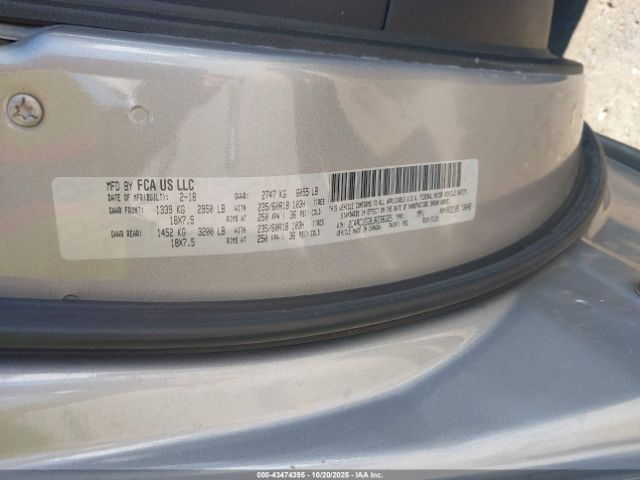 2018 CHRYSLER PACIFICA 2C4RC1EG9JR236325 Photo 8