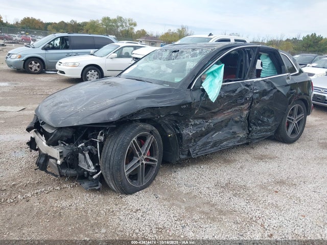 2018 AUDI SQ5 WA1A4AFY8J2158694 Photo 1