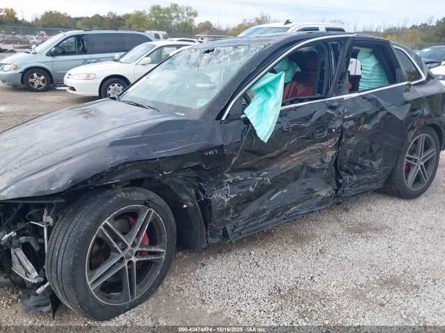 2018 AUDI SQ5 WA1A4AFY8J2158694 Photo 5