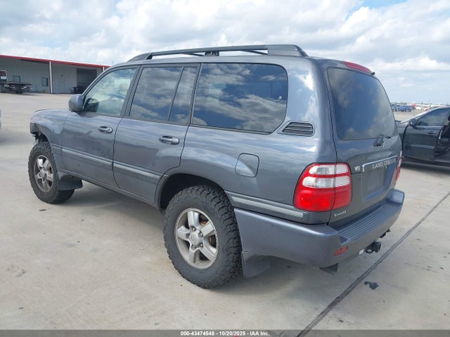 2005 TOYOTA LAND CRUISER JTEHT05J552070760 Photo 2