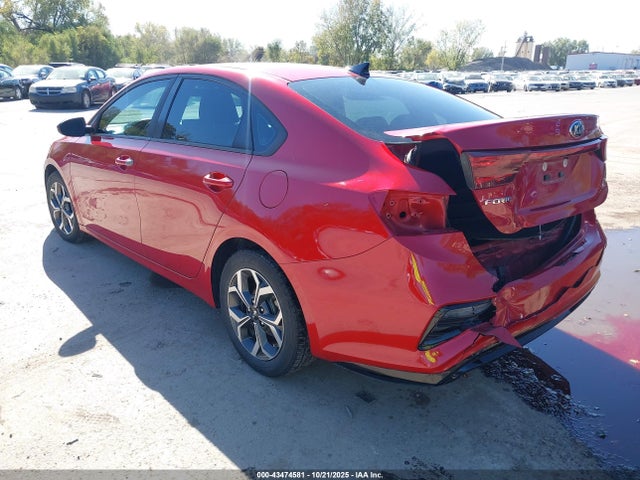 2019 KIA FORTE 3KPF24AD6KE112258 Photo 2