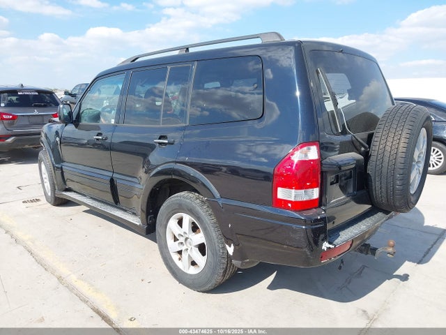 2005 MITSUBISHI MONTERO JA4MW51SX5J002752 Photo 2
