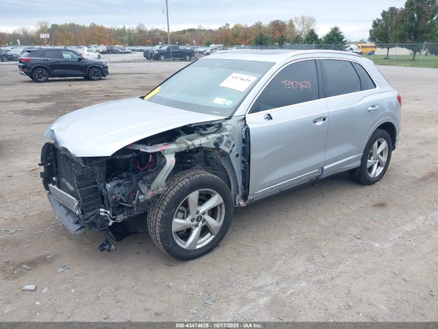 2021 AUDI Q3 WA1AUCF39M1153496 Photo 1