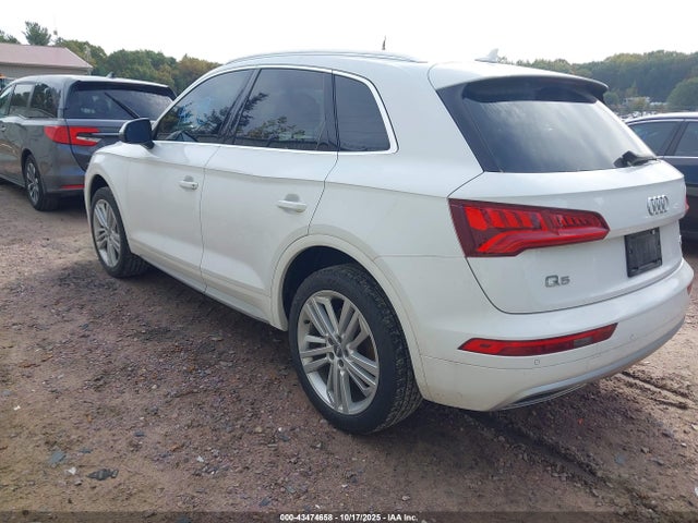2018 AUDI Q5 WA1BNAFY2J2228255 Photo 2