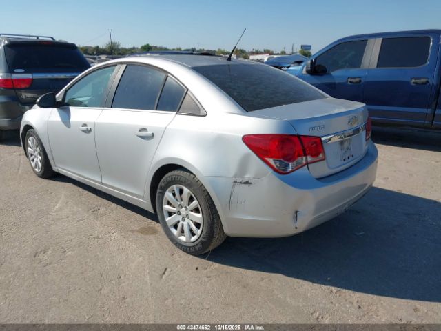 2011 CHEVROLET CRUZE 1G1PC5SH4B7220105 Photo 2
