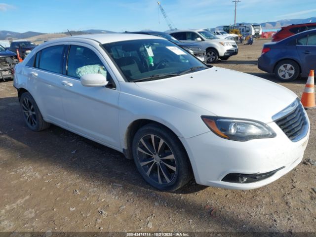 2014 CHRYSLER 200 1C3CCBBG4EN180298 Photo 0