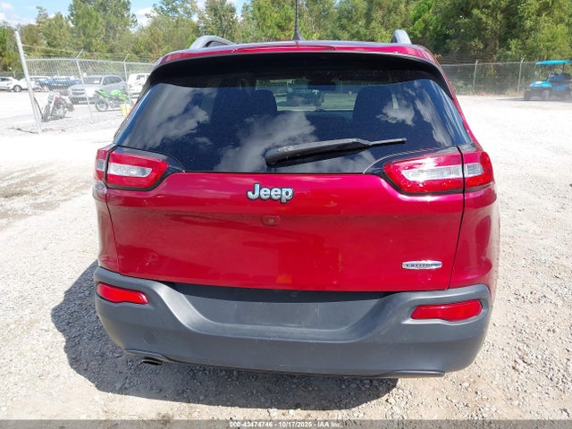 1C4PJLCB5GW190699 Jeep Cherokee