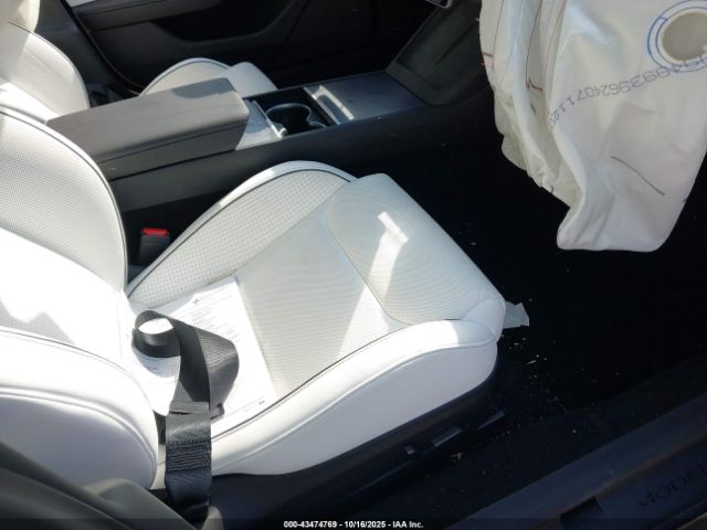 2024 TESLA MODEL 3 5YJ3E1ETXRF843919 Photo 4