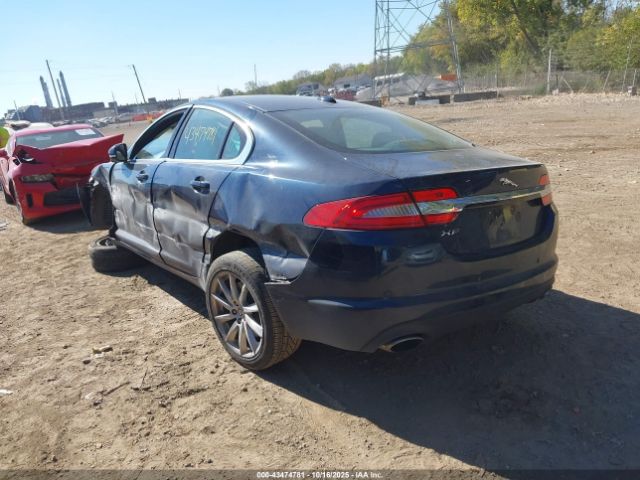 2012 JAGUAR XF SAJWA0FBXCLS46641 Photo 2