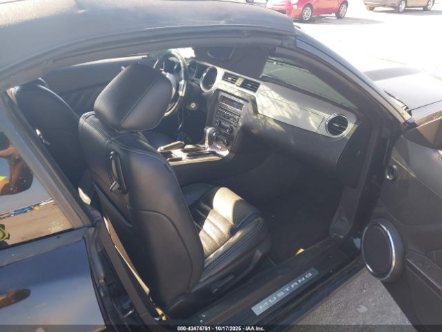 2011 FORD MUSTANG 1ZVBP8EM9B5157303 Photo 4