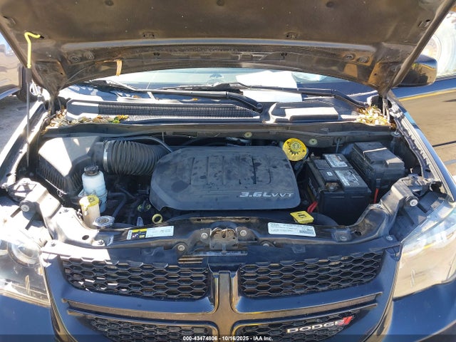 2C4RDGEG9HR755630 Dodge GRAND CARA